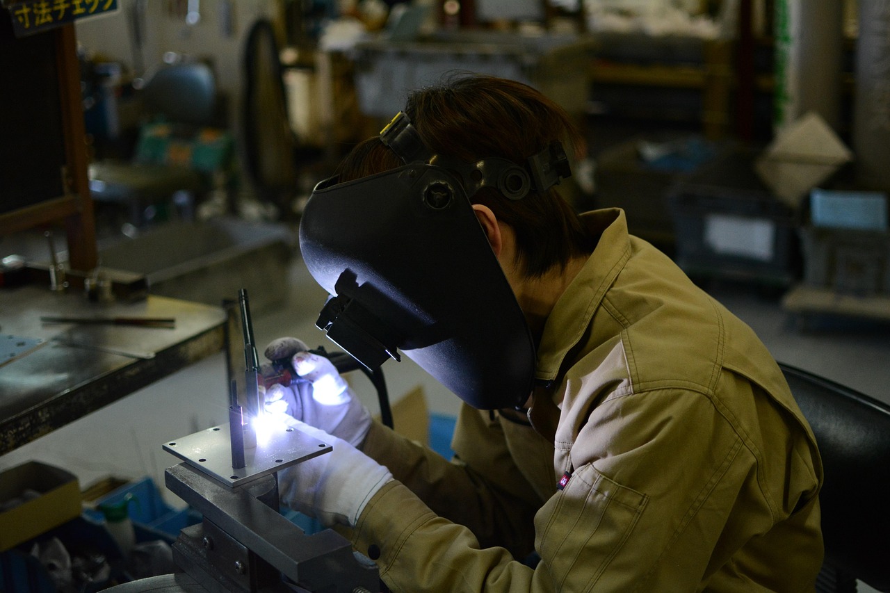 2025新奥门管家婆资料查询和2025新澳管家婆免费_亟待解决的现实难题;是否能引导行动、最新解释落实